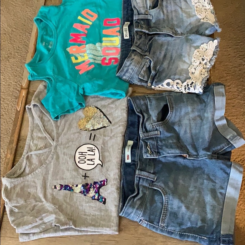 Levi’s, Justice, Carter’s Outfit